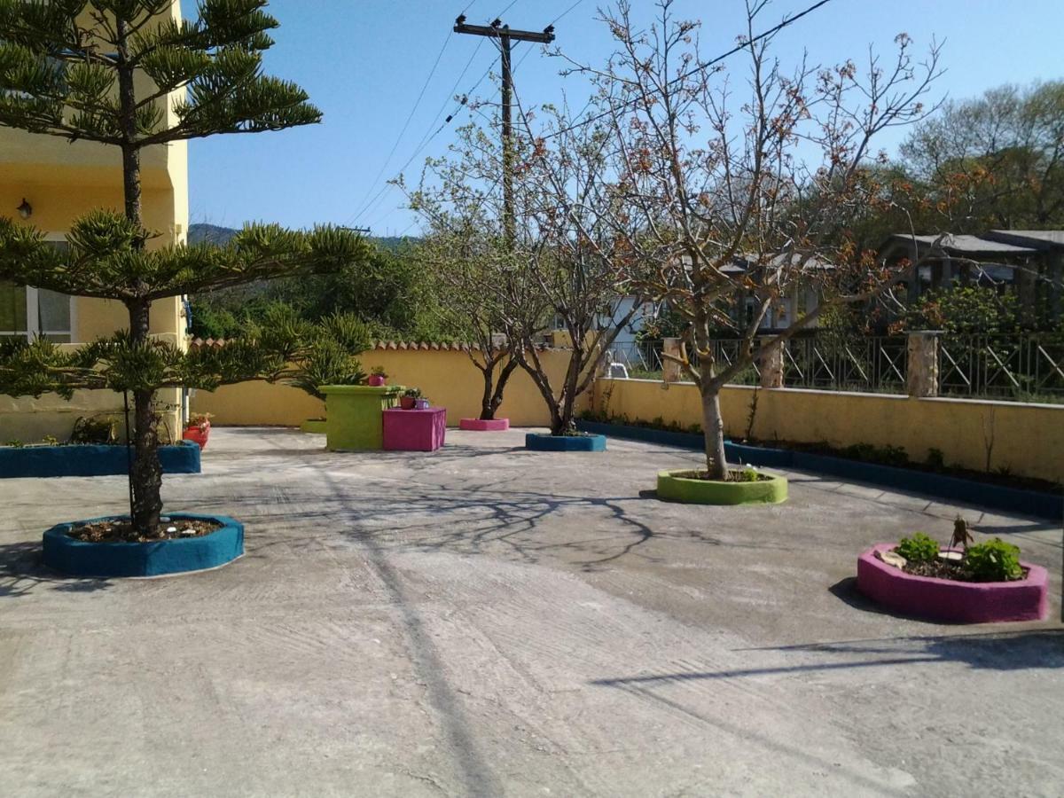 아기아 파라스케비 Harmony House 아파트 외부 사진